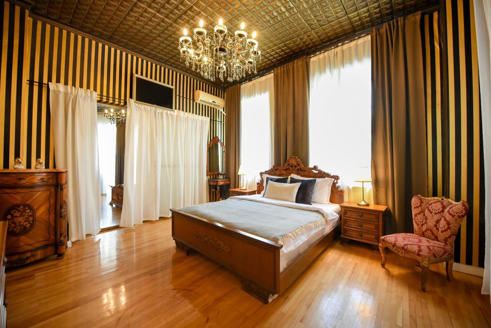 Appartamento Centrally Located 2br With Balcony & Unique Design